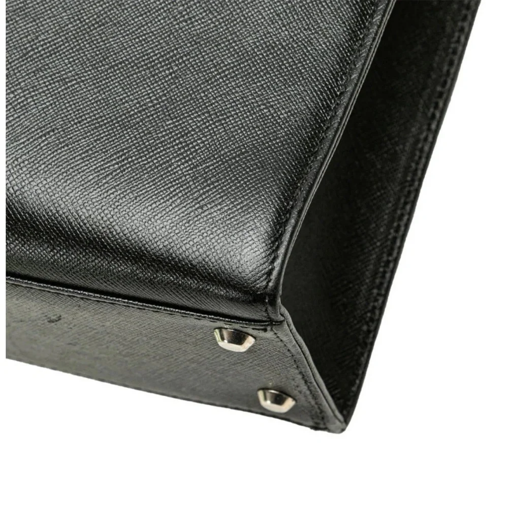 Burberry Black Textured Handbag - Picture 4 of 11